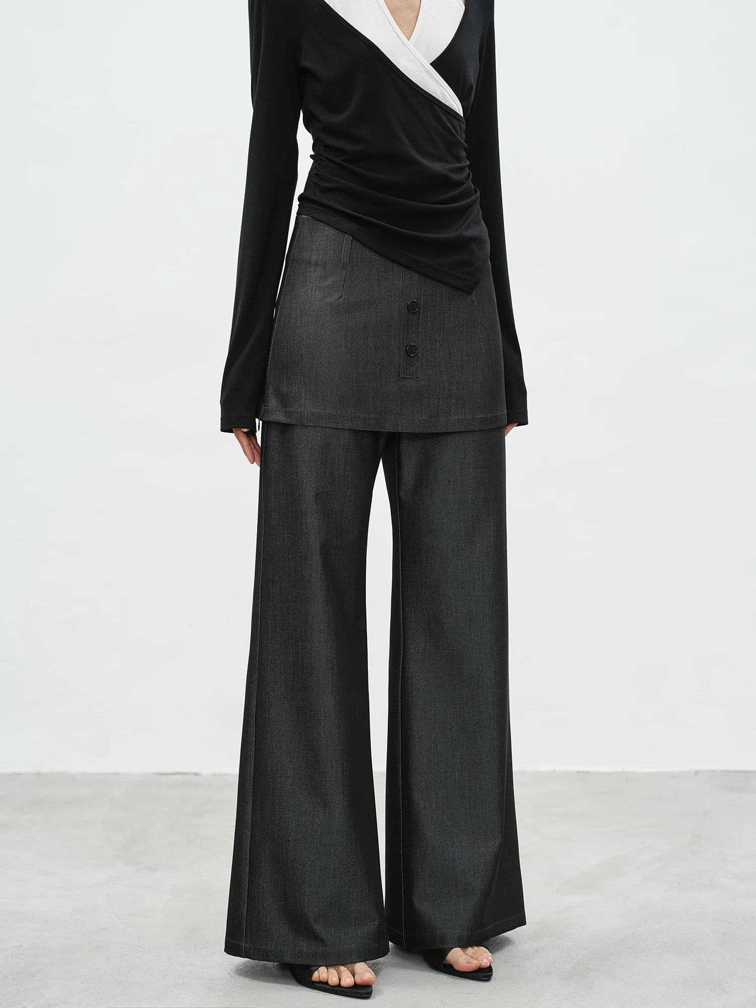 EIGHTHMONTH High-waisted Slacks