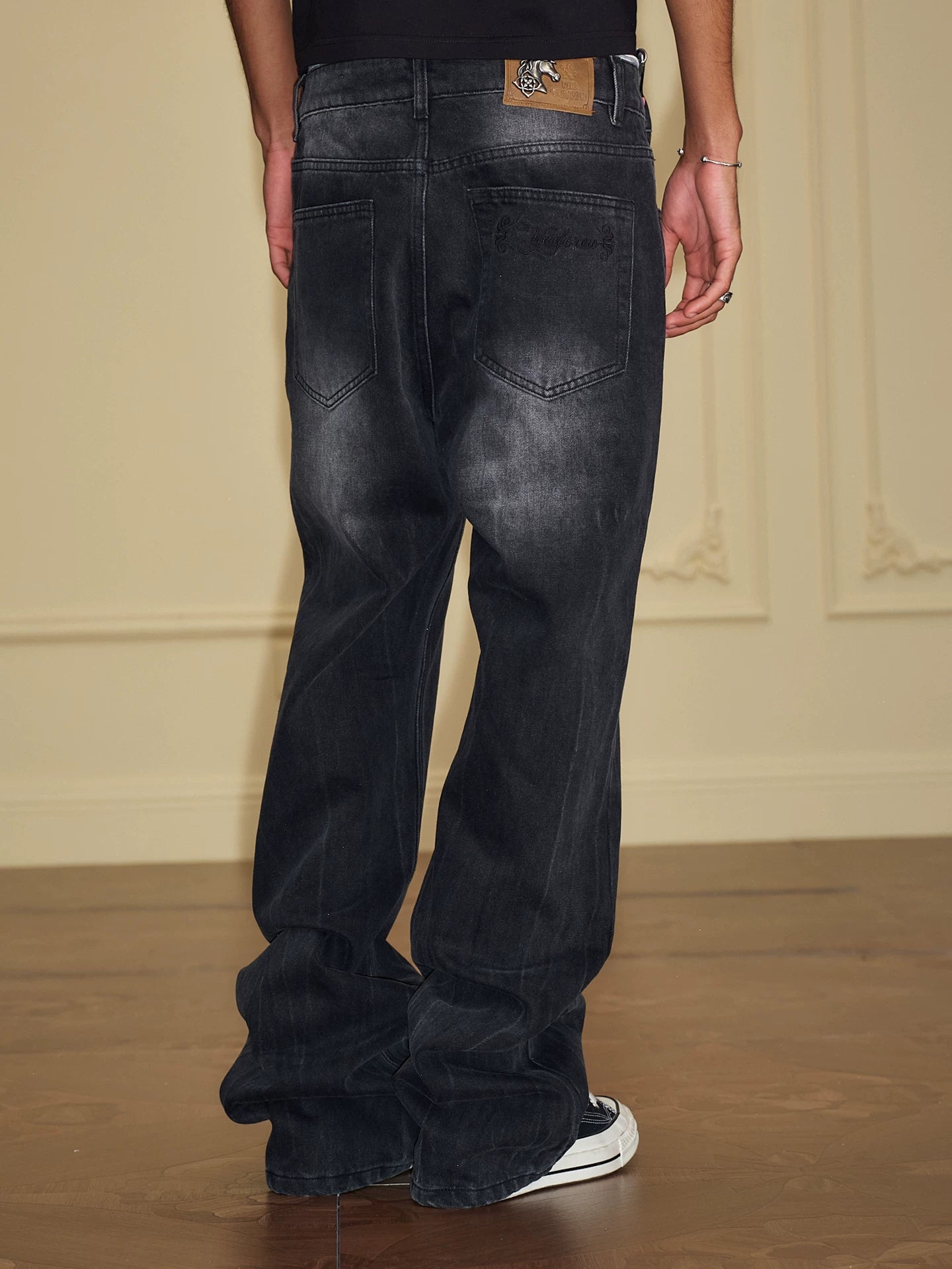 YADcrew Loose Retro Straight Jeans
