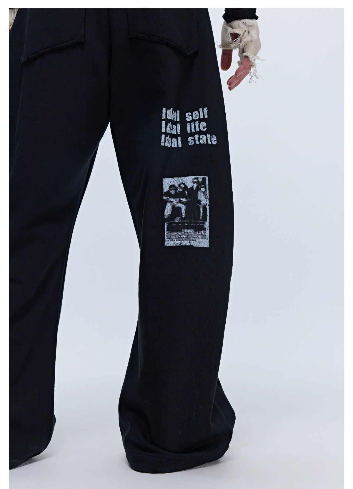 SGW "comfort zone" scimitar silhouette sweatpants