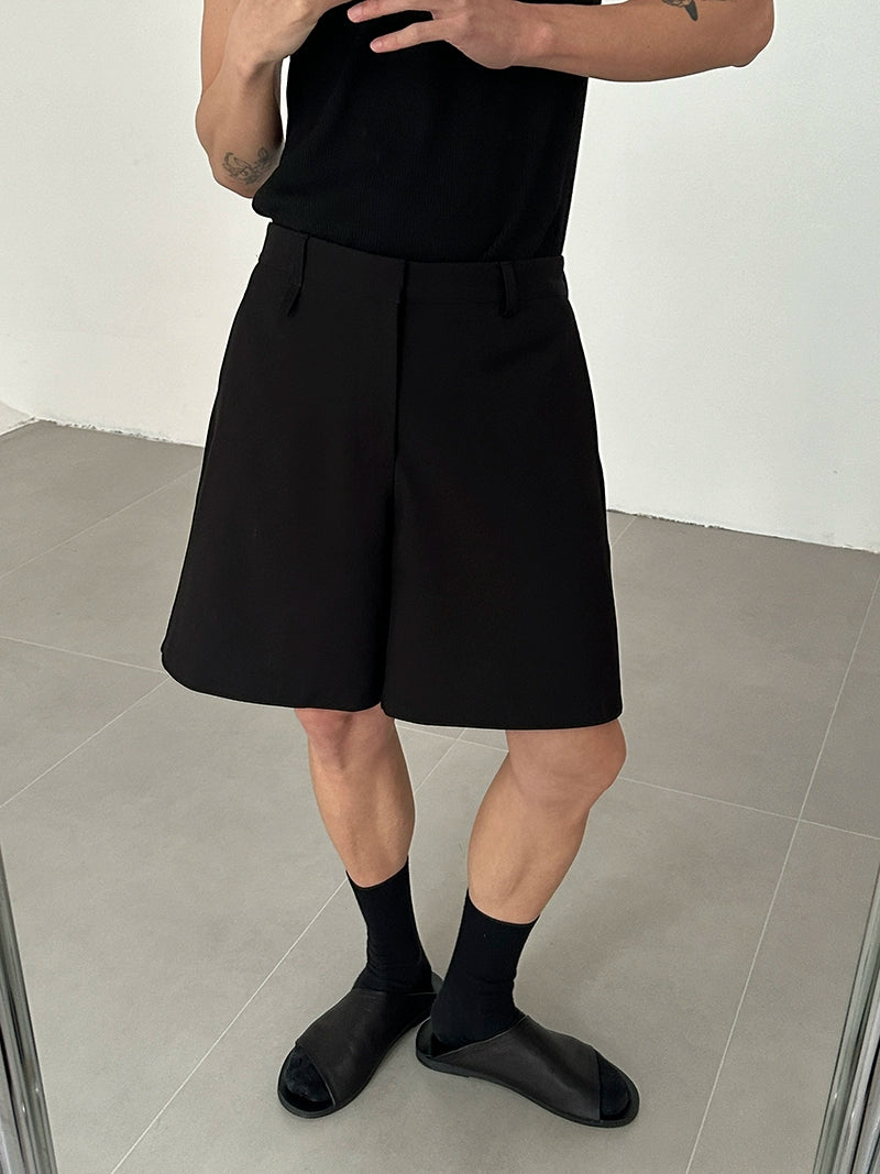 COLN Versatile Loose Suit Shorts