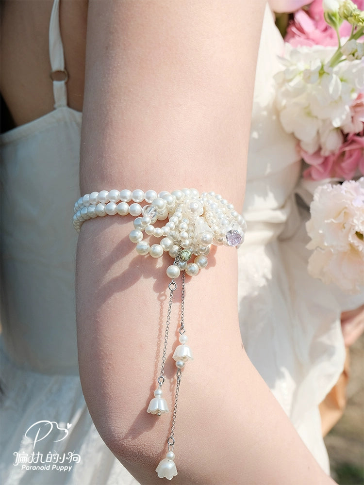 ParanoidP Pearl Flower Fringed Arm Ring