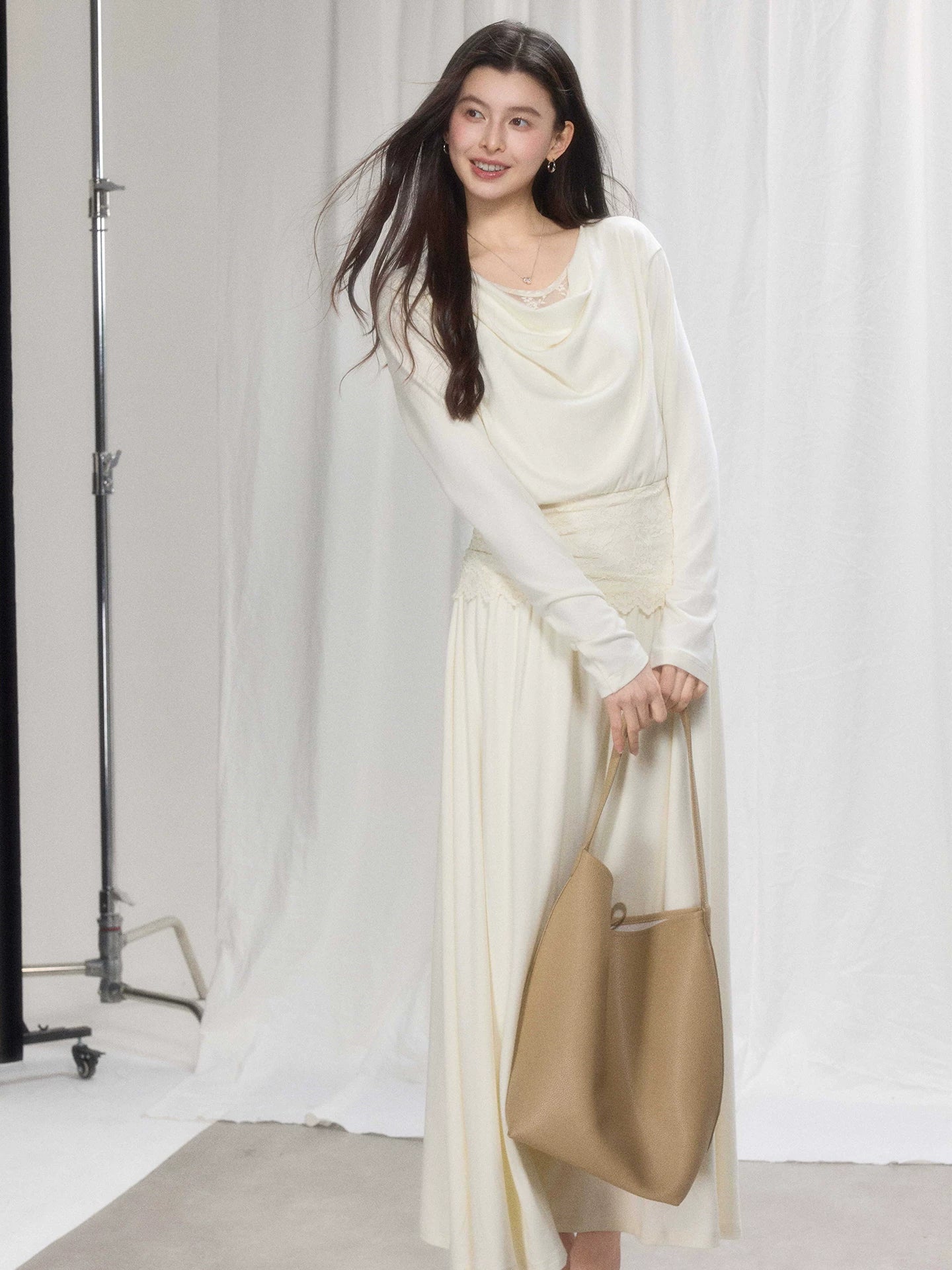 TYANG Temperament Swing Neck Long-sleeved Dress