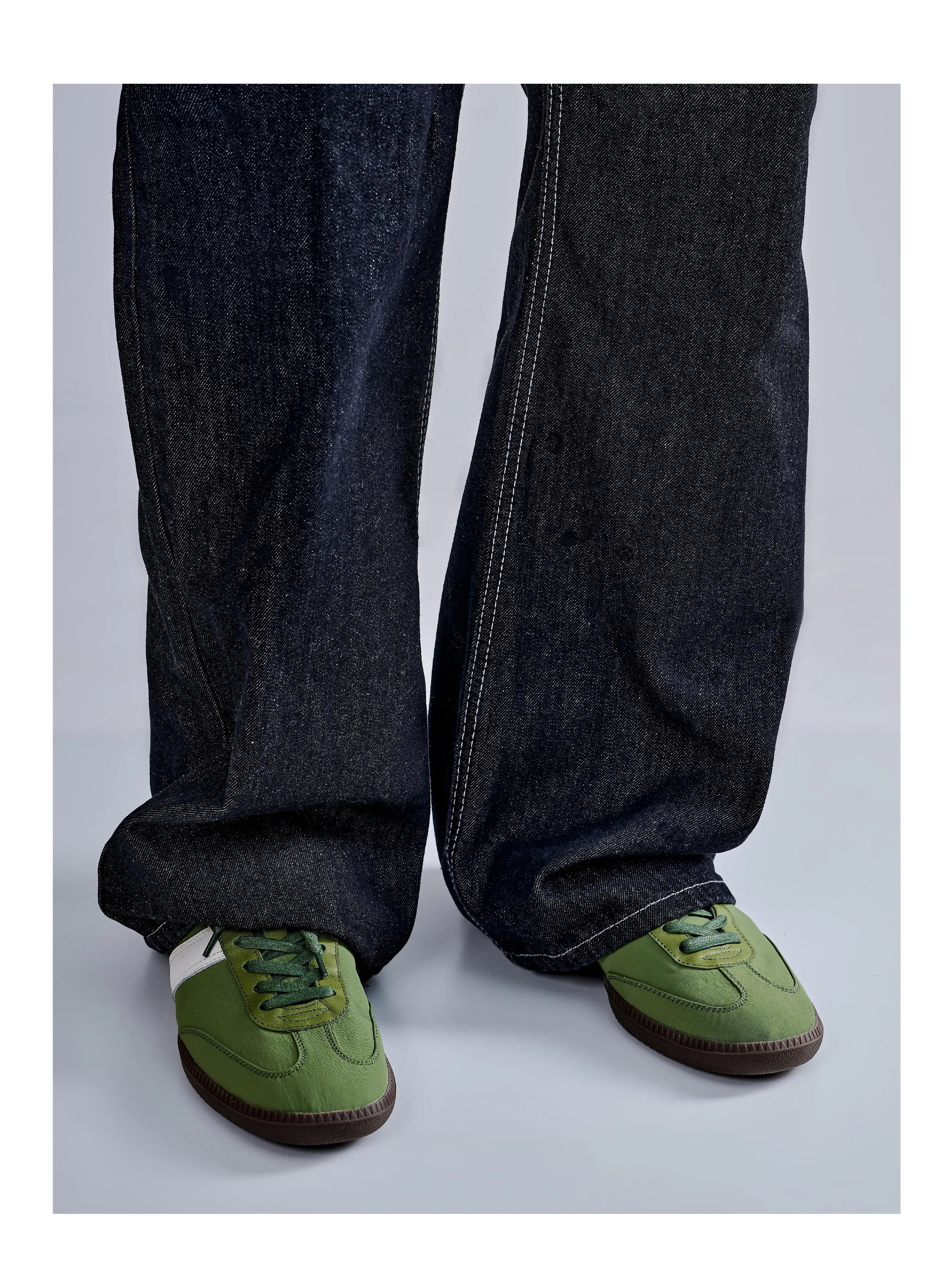 TERRAKOO Versatile Niche Leather Flat-bottomed Casual Training Shoes