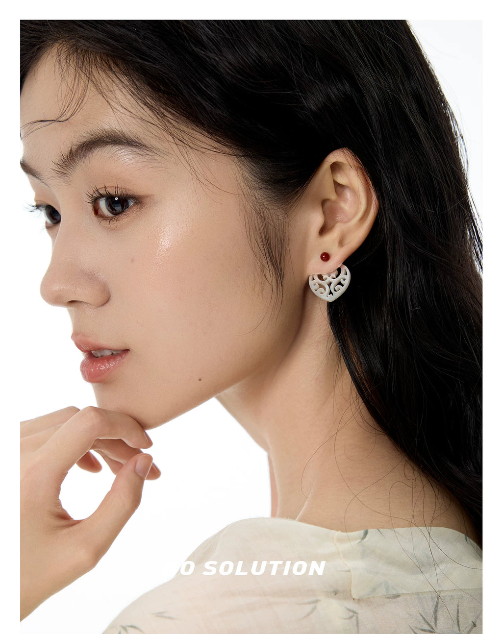 NO SOLUTION Hollow Engraved Love Stud Earrings
