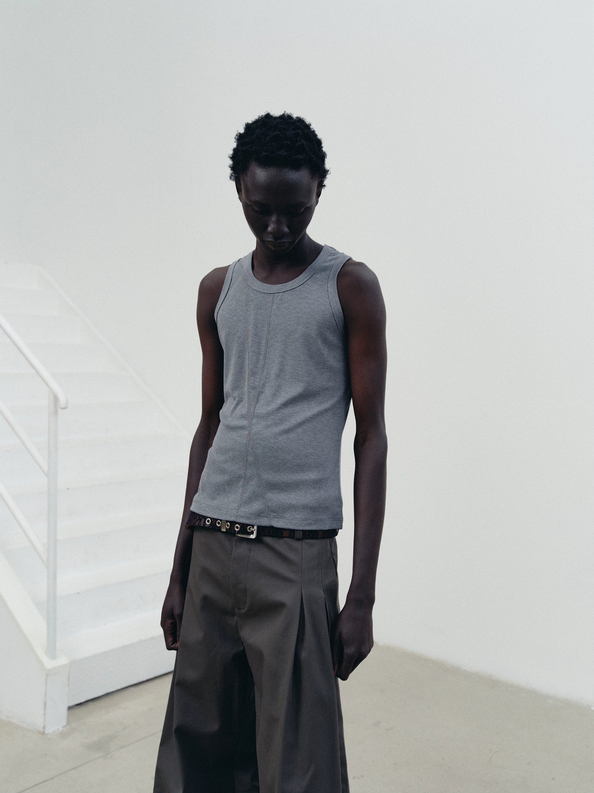 NOT UGLY Smooth Stitch Three-color Waist Fit Vest