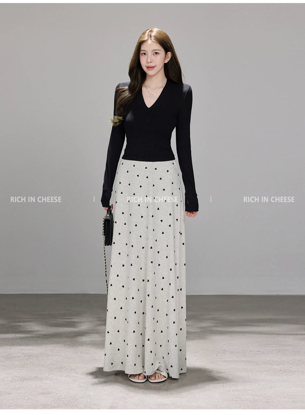 RICH IN CHEESE V-neck Stretch-knit Long-sleeved Skirt Set