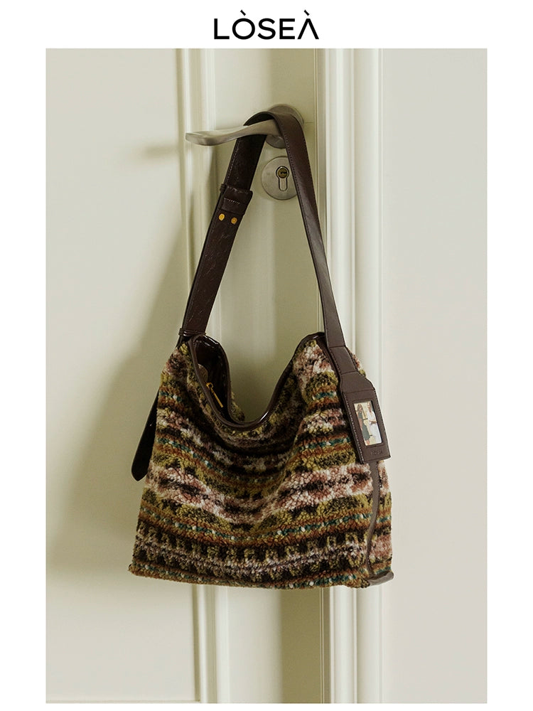 LOSEA Stray Wind Fluff Retro Shoulder Bag