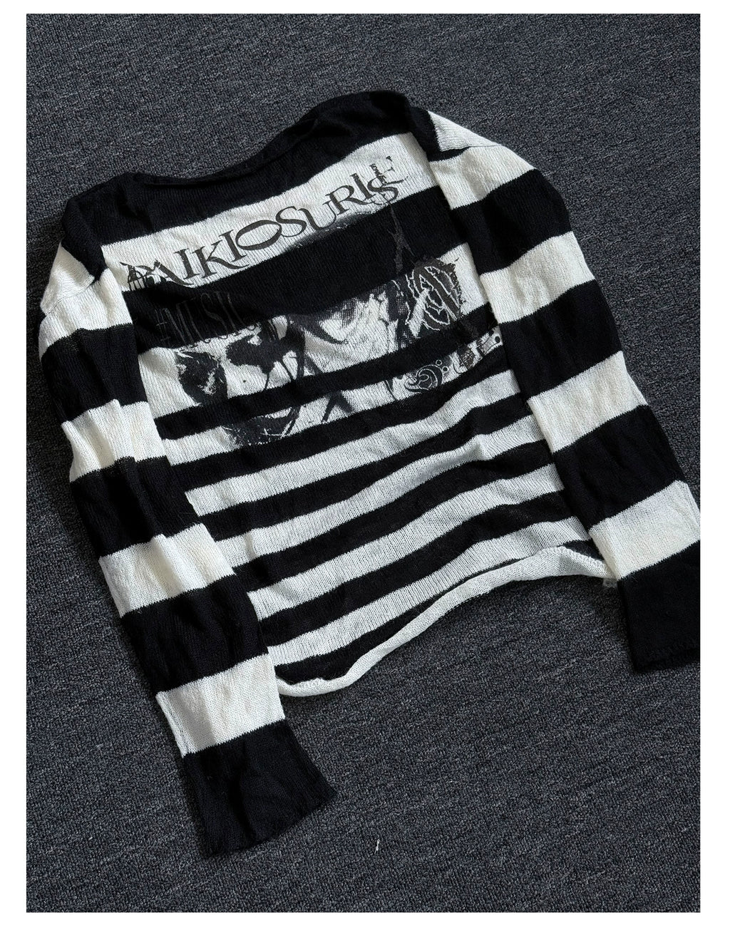 PAIKI Portrait Subculture Black and White Striped Sweater