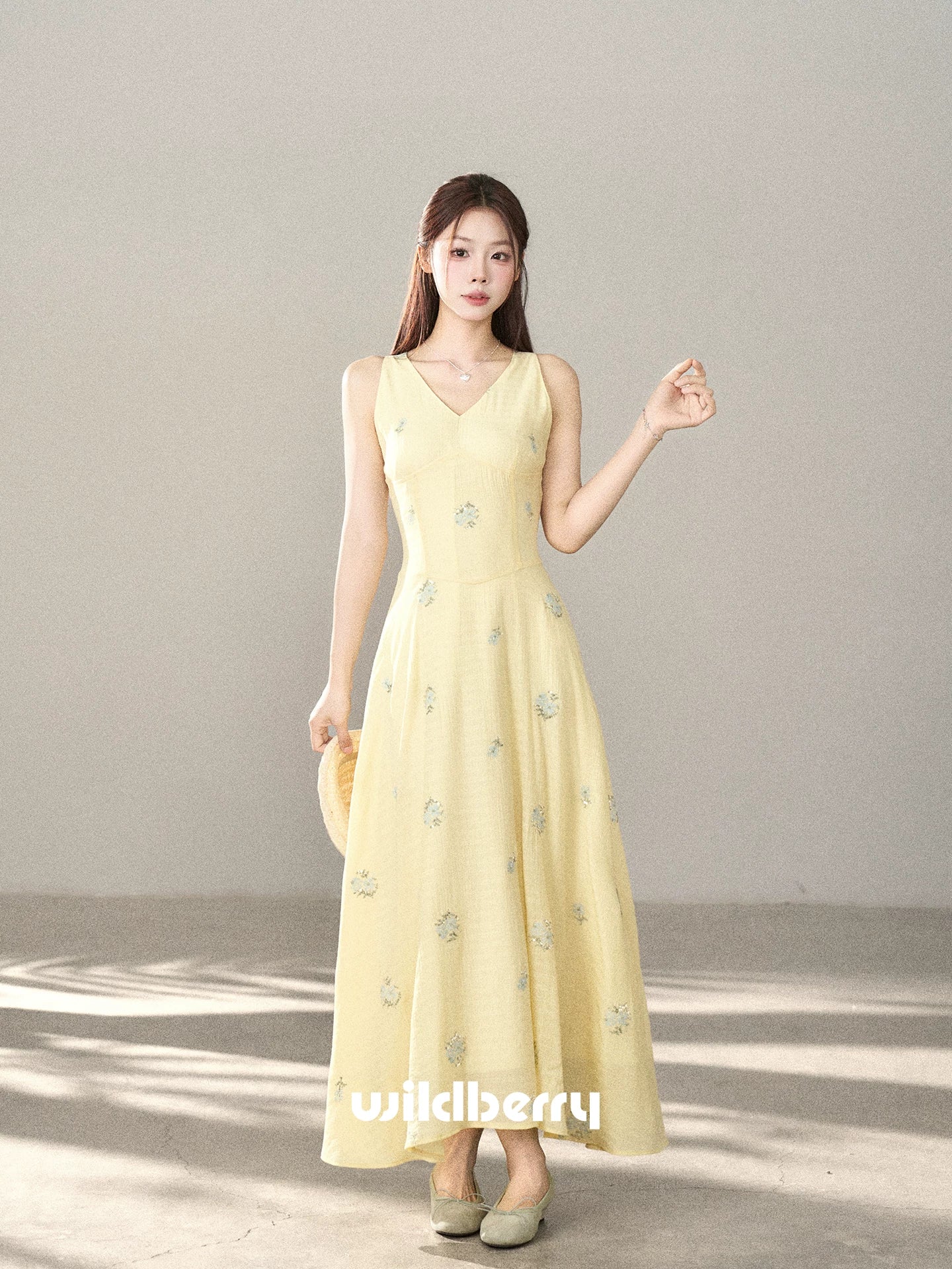 Wildberry Waist V-neck Tank Top Dress