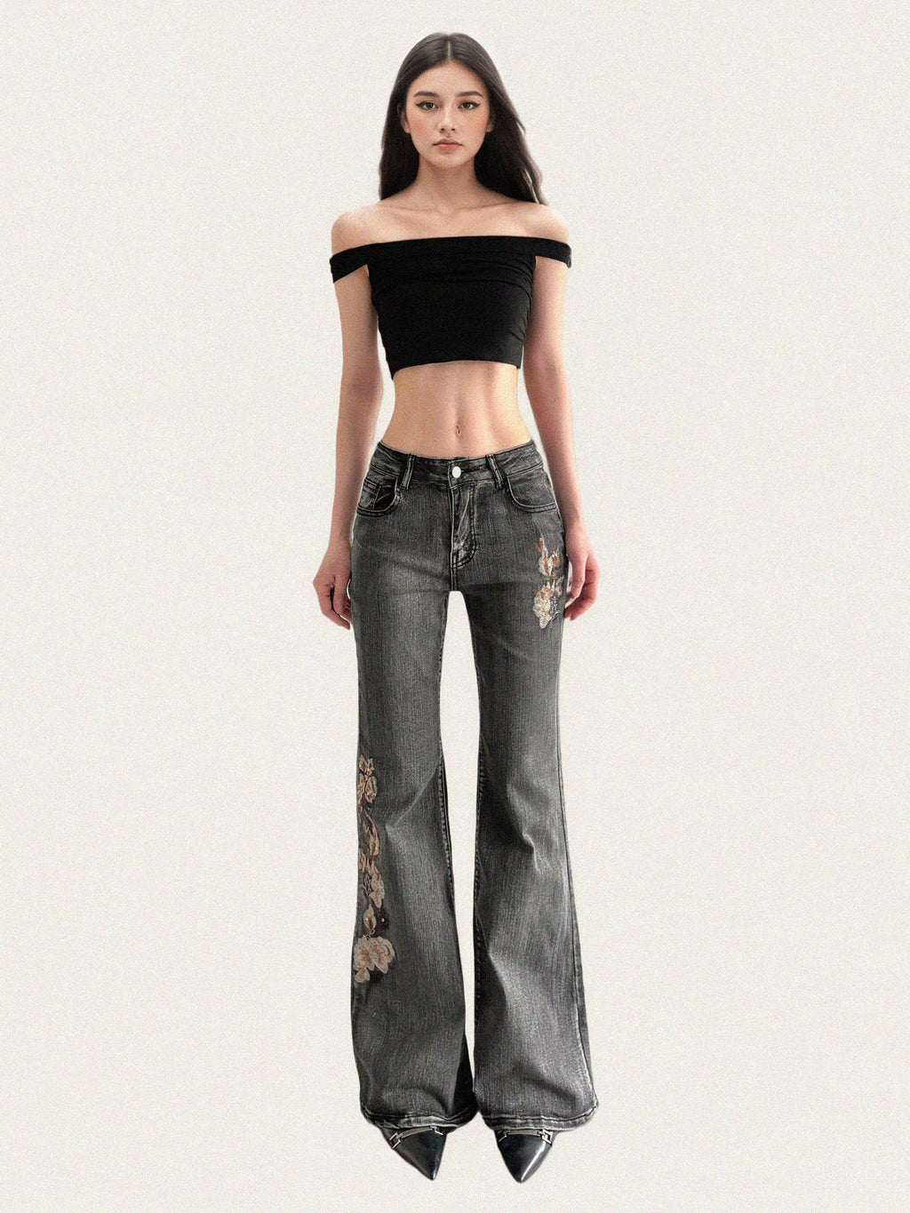 FUNOFF Vintage Embroidered Pocket Pull Jeans