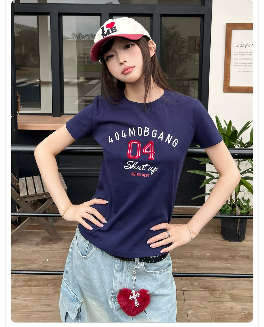 404MOB Retro Sticker Embroidered Versatile and Slim Tee