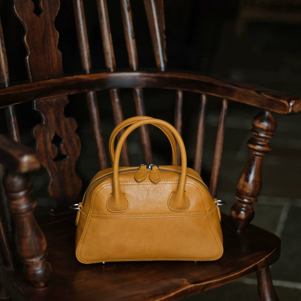 EZRO Simple and Versatile Leather Handbag