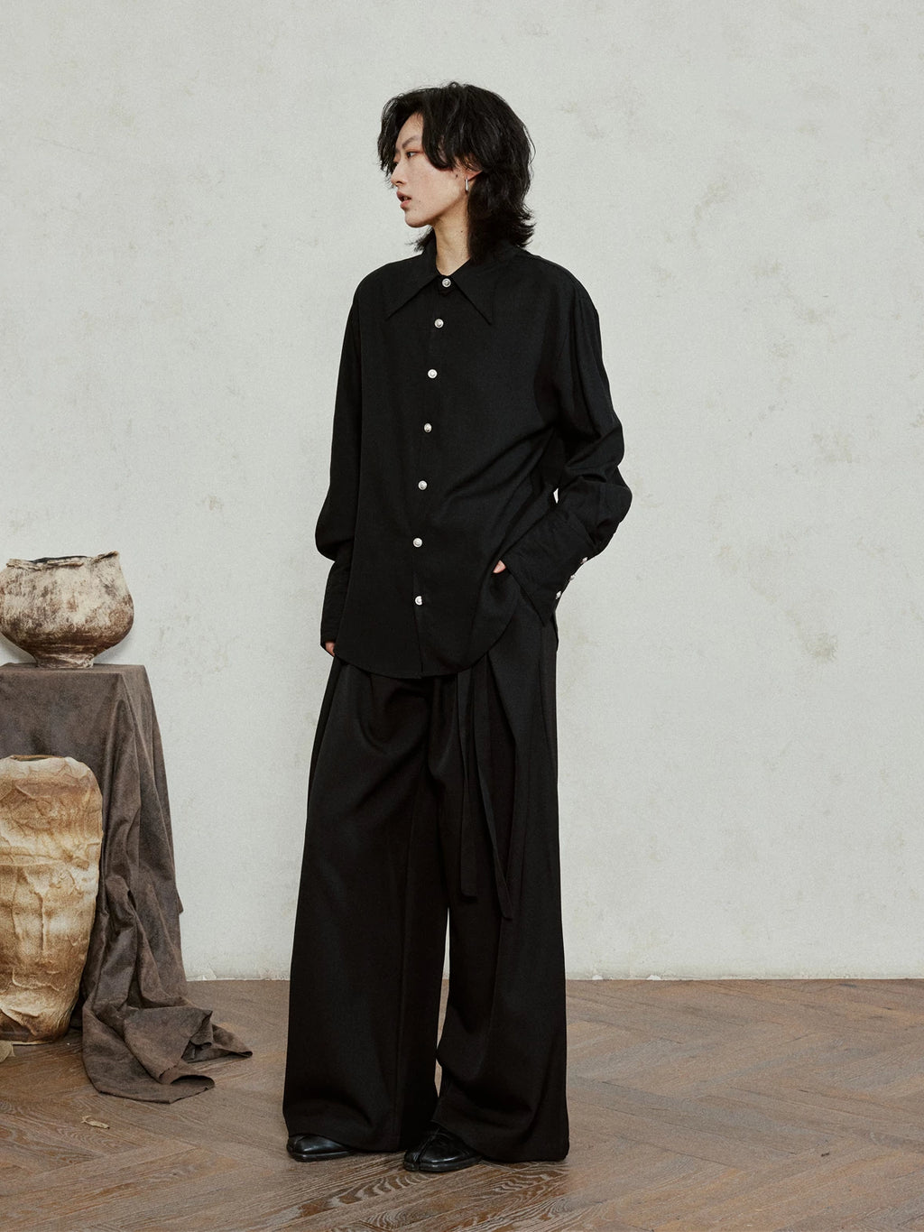 SUNYVONNE Embossed Buckle Loose Pointed Neck Stacked Long-sleeved Shirt