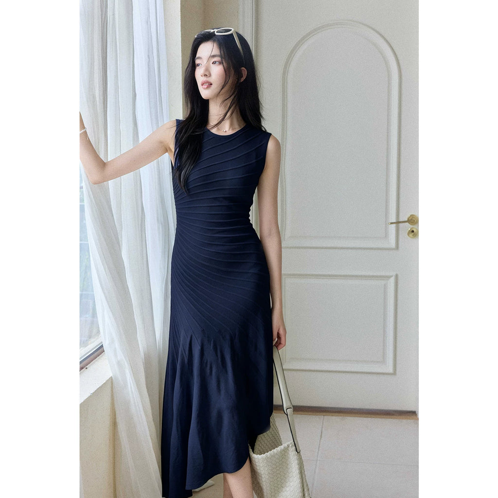 TYANG High-end Temperament Sleeveless Diagonal Pleated Dress