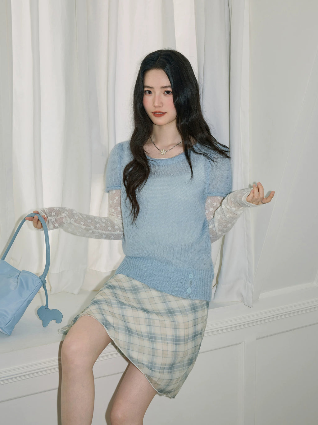 XUJING Round Neck Hollow Loose and Thin Tee