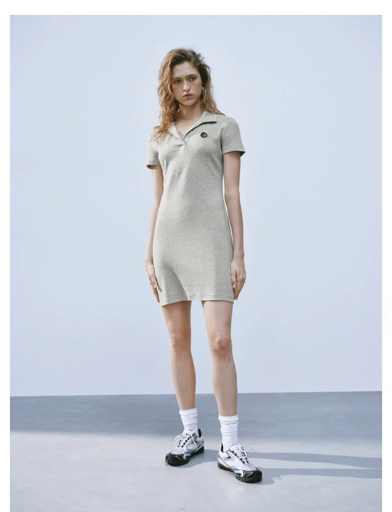 URBAN REVIVO Retro College Three-dimensional Decorative Short-sleeved Dress