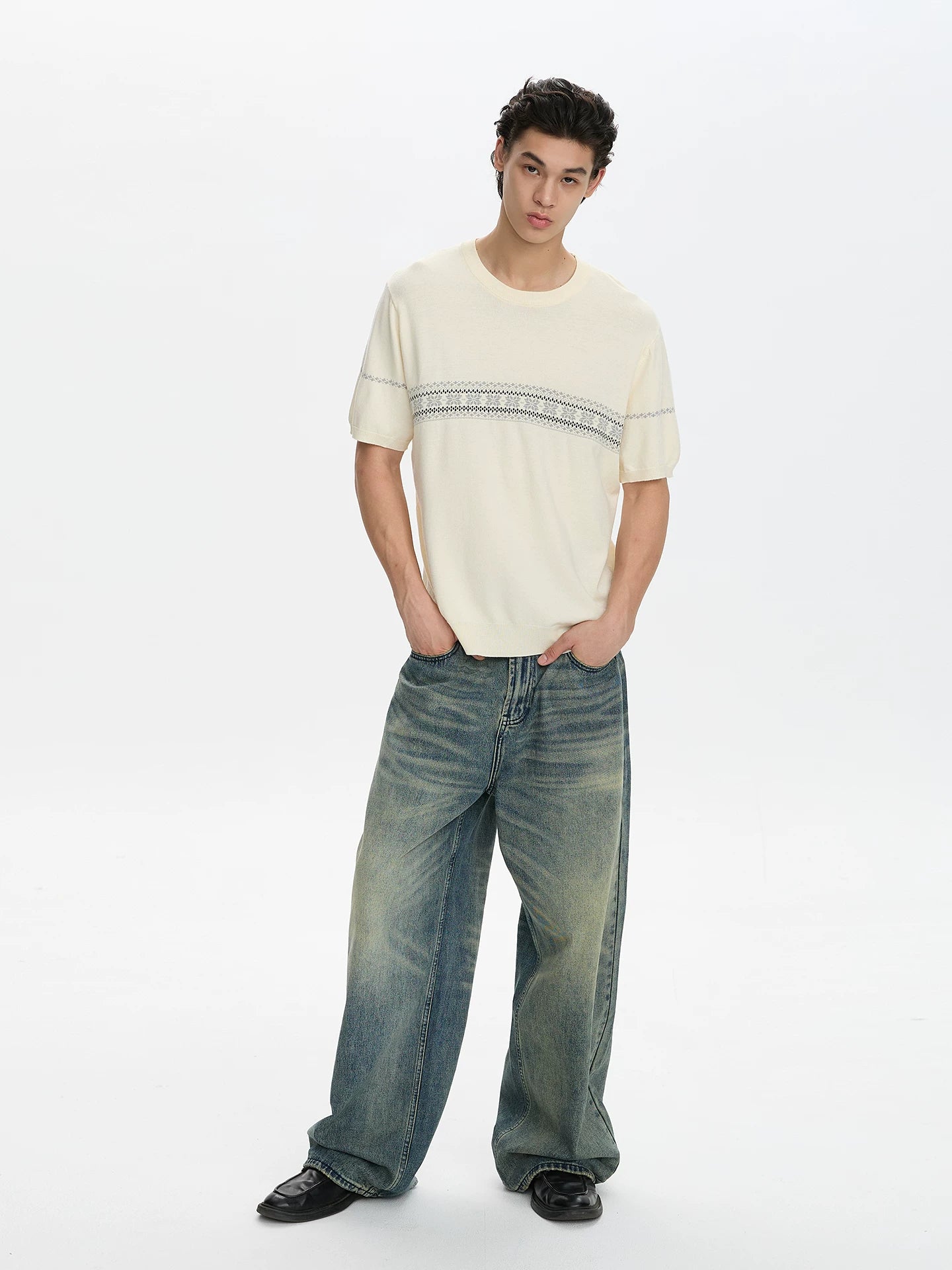 A PUEE Retro Loose and Versatile Knitted Tee