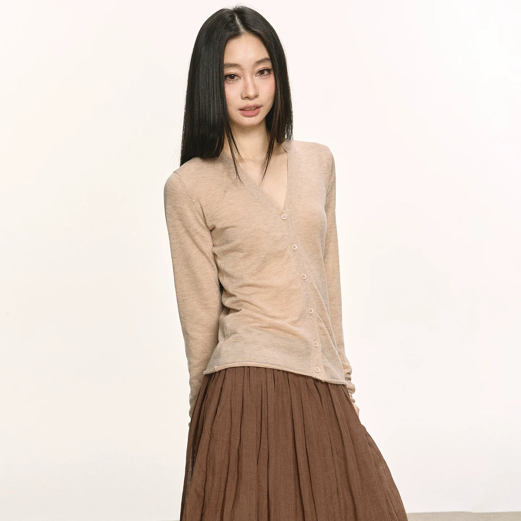 Anna Aneae V-neck Slim-fit Slim-fit Knitted Cardigan