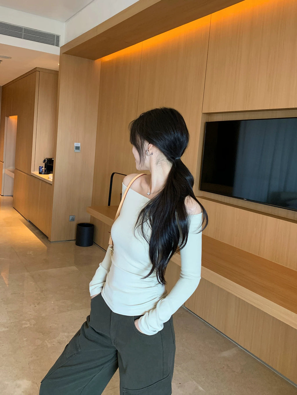 Pusumede Temperament Word Shoulder Slim Pleated Long Sleeves