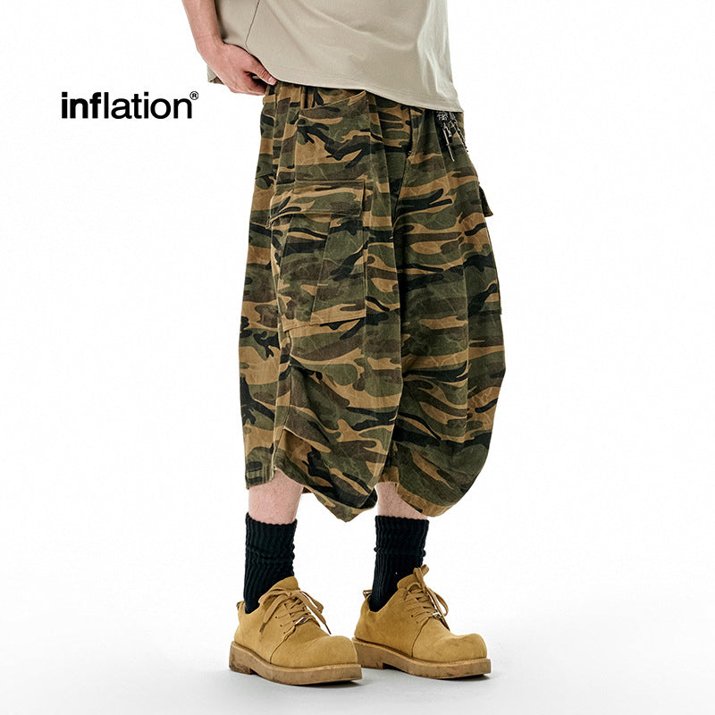 Inflation Jungle Camouflage Tooling Cropped Shorts