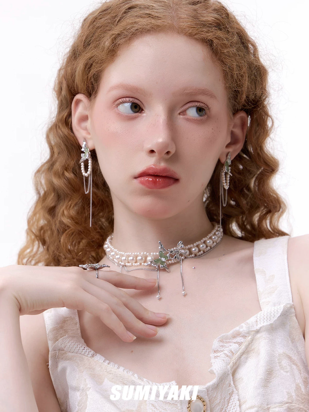 SUMIYAKI Butterfly Pearl Clavicle Chain