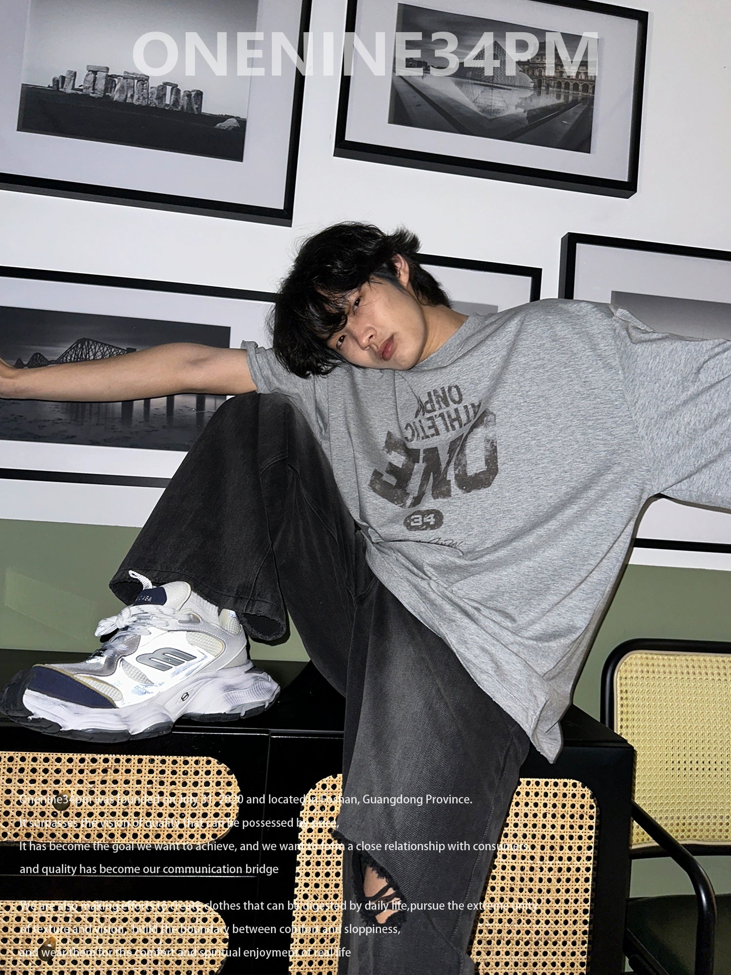 ONENINE34PM Inverted LOGO Printed Retro Loose Tee