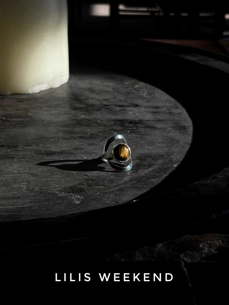 Lilis Weekend Niche Roman Ring Tiger's Eye Ring