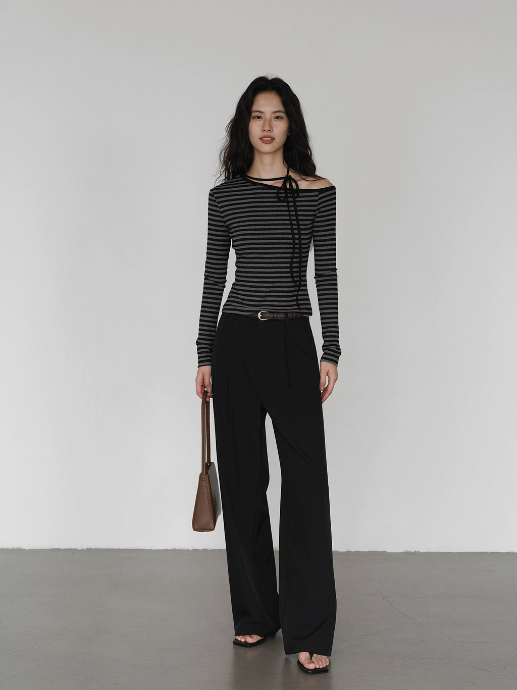 EIGHTHMONTH Striped Off-the-shoulder Strap Korean Long Sleeve