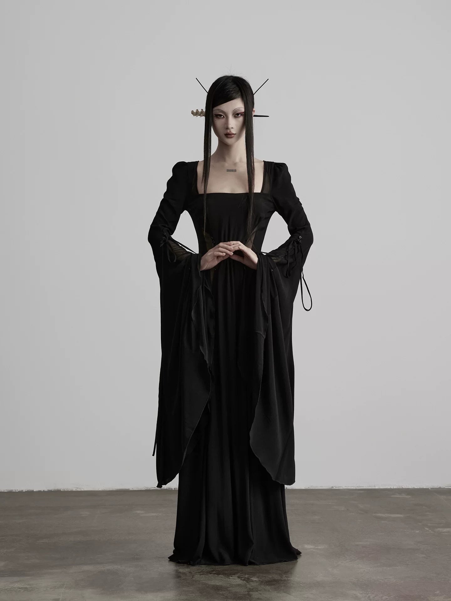 INDULGE Hollow Waist Dress
