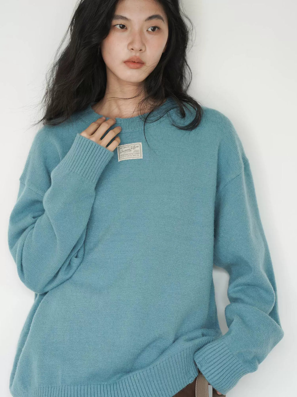 EIGHTHMONTH Lazy Style Crew Neck Pullover Loose Knitted Sweater