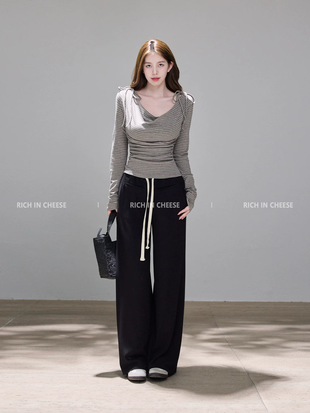 RICH IN CHEESE Striped Bow Knitted Long Sleeve