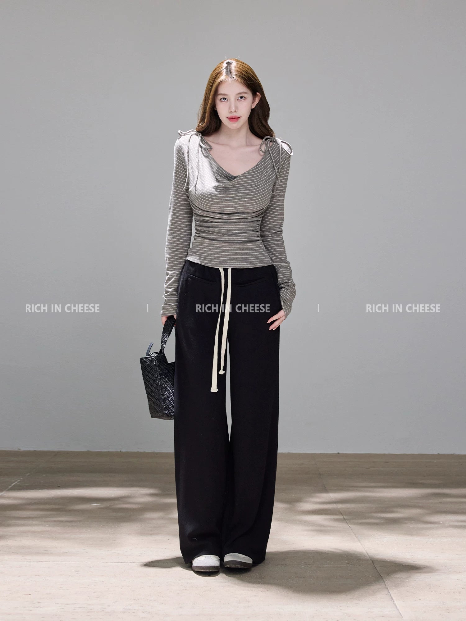 RICH IN CHEESE Striped Bow Knitted Long Sleeve
