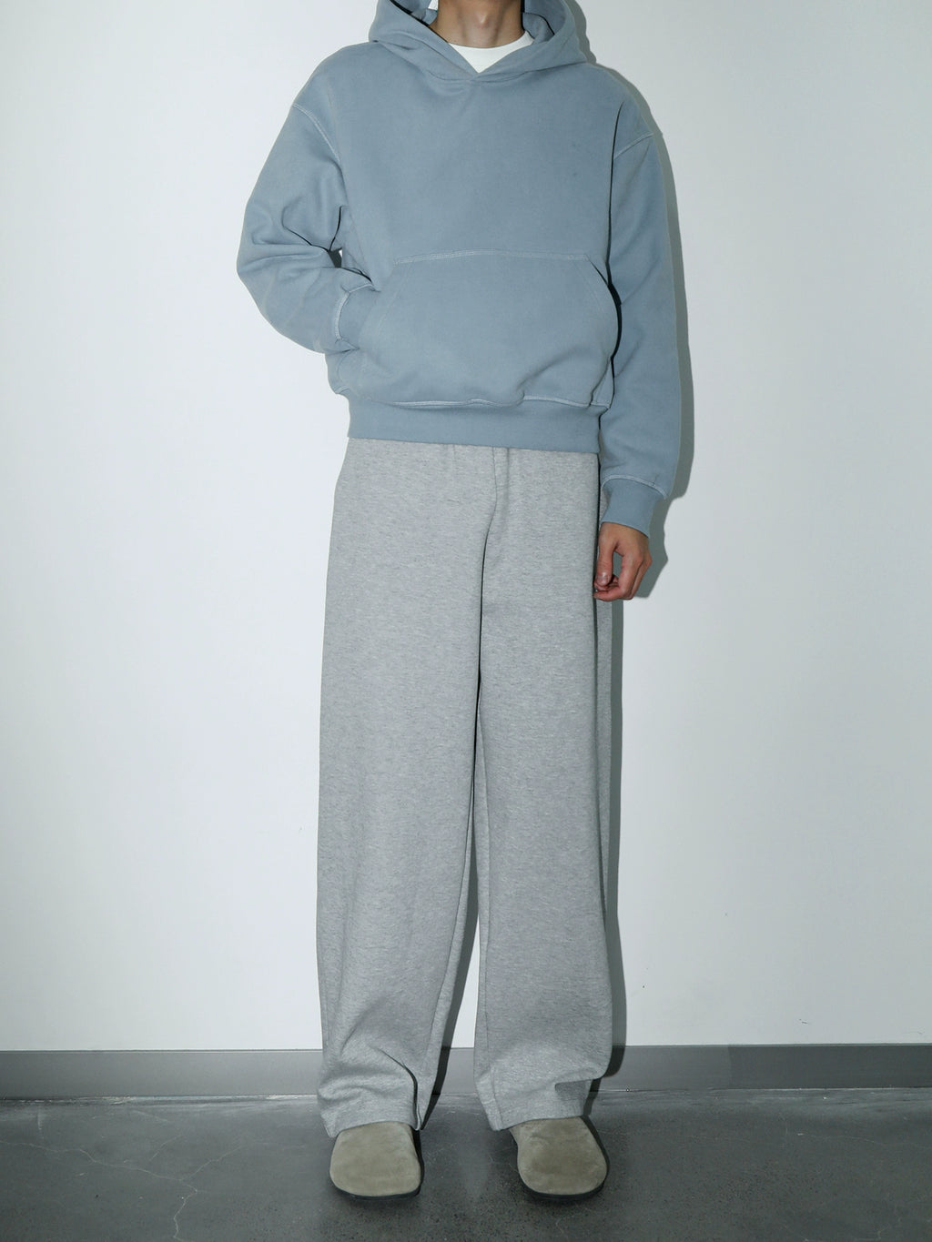 PLUS NO LOGO Vintage Simple Short Wide Hoodie