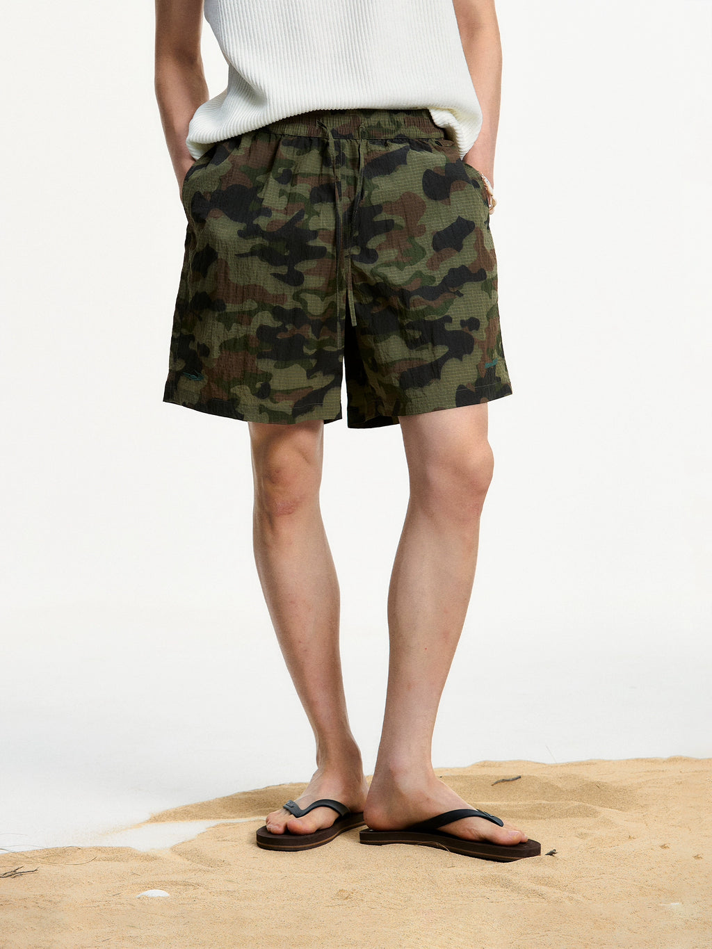 NewJNXS Lightweight Camouflage Embroidered Plaid Wide-leg Shorts