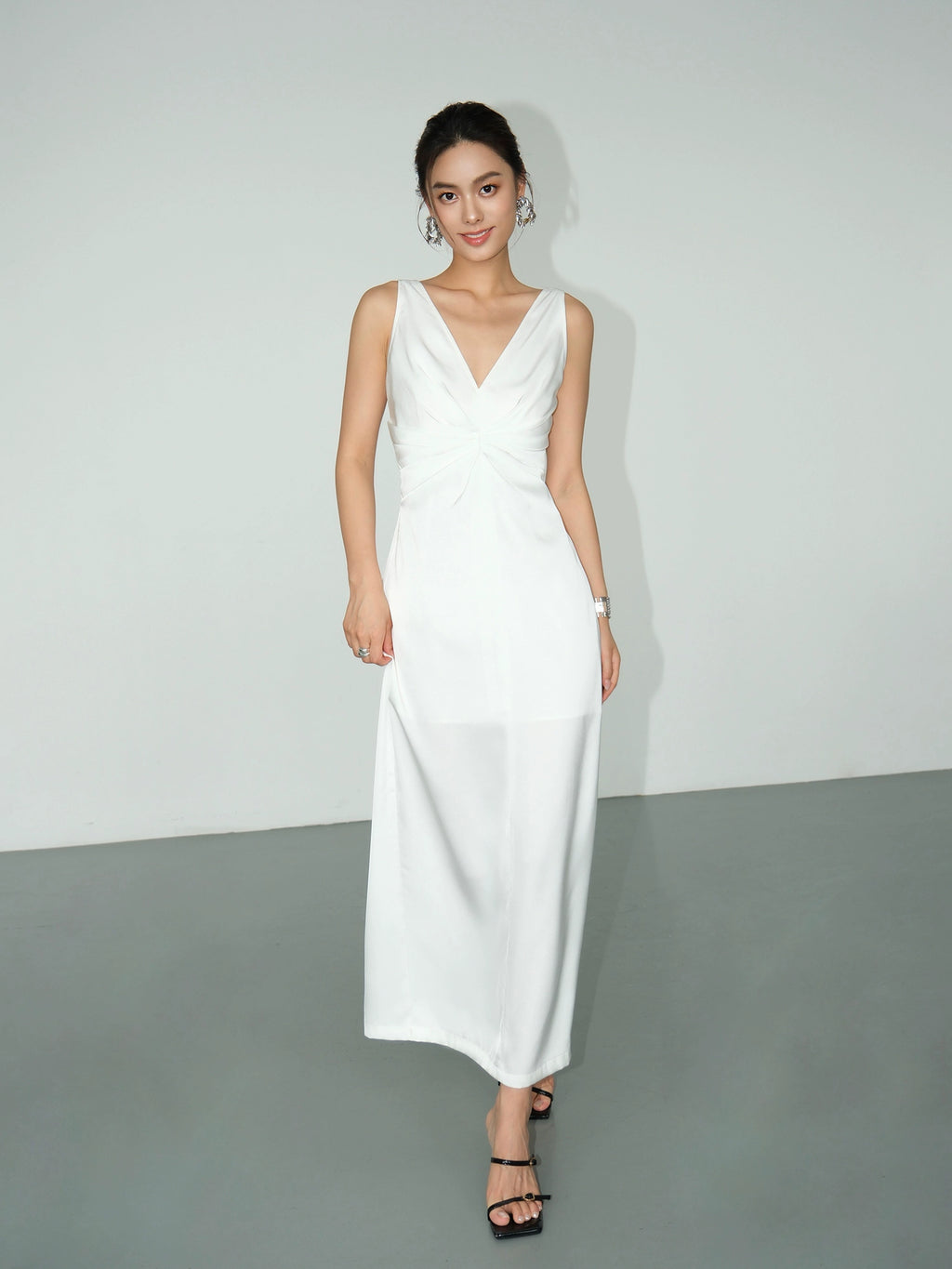 NEVA HU French V-neck Dress