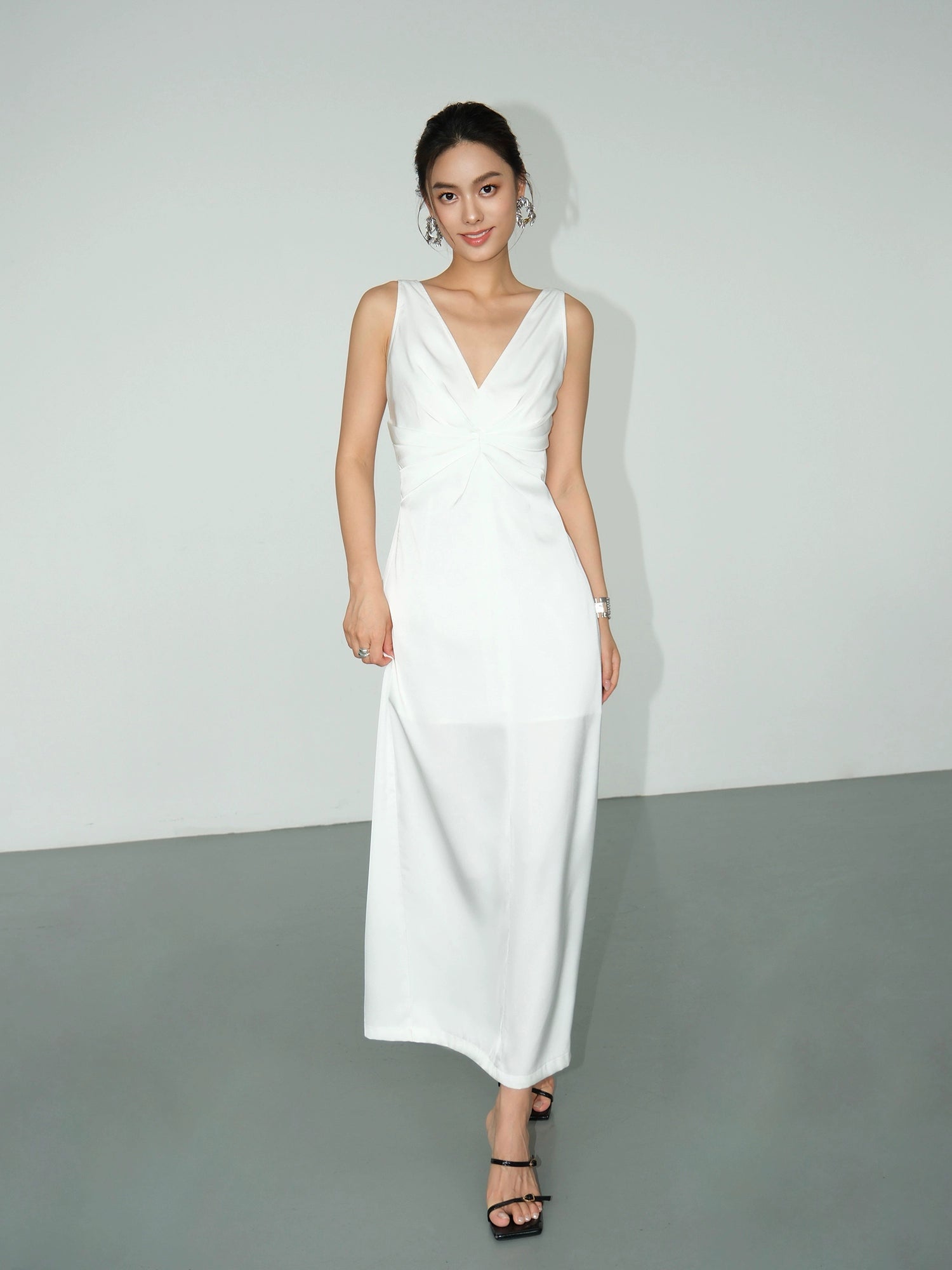 NEVA HU French V-neck Dress