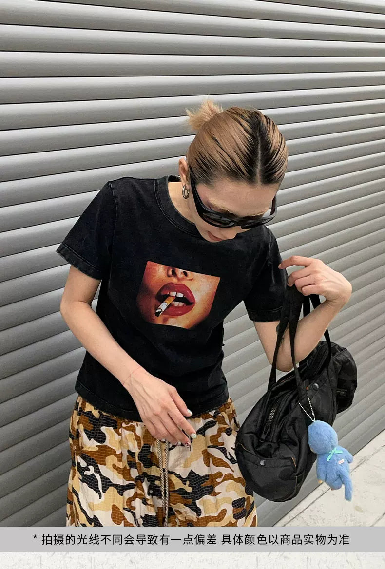 MMBBT Red Lip Print Flower Front Shoulder Embroidery Tee