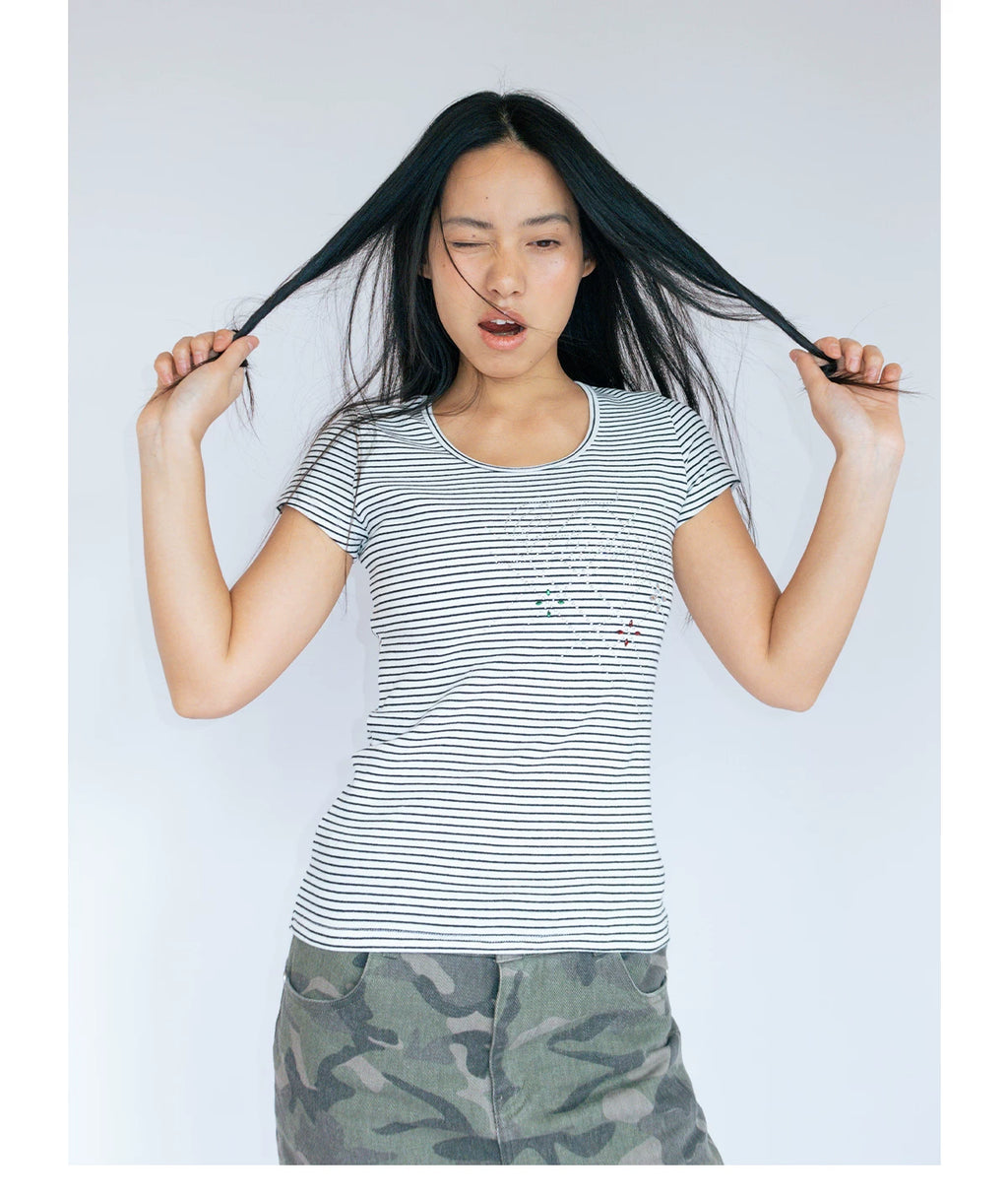 FUNKYFUN Hot Diamond Striped Front Shoulder Tee