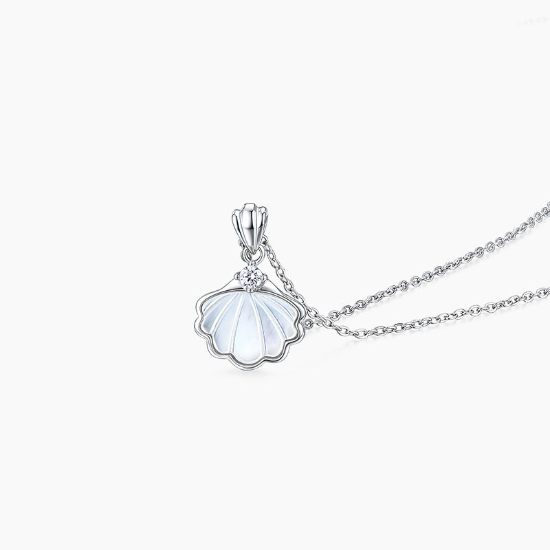 KADER A Shell Shell Necklace