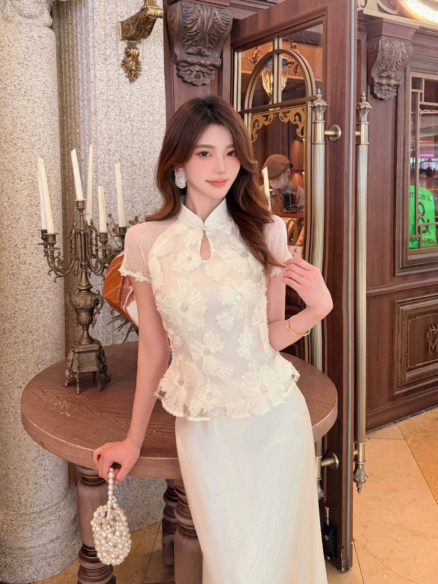 ZIHE Lace Three-dimensional Flower Top Satin Skirt Set