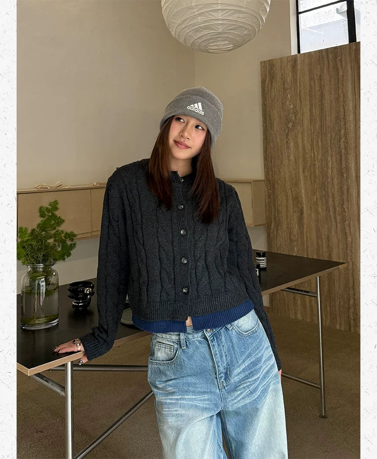 CCYE Fake Two-piece Splicing Contrasting Color Twisted Sweater
