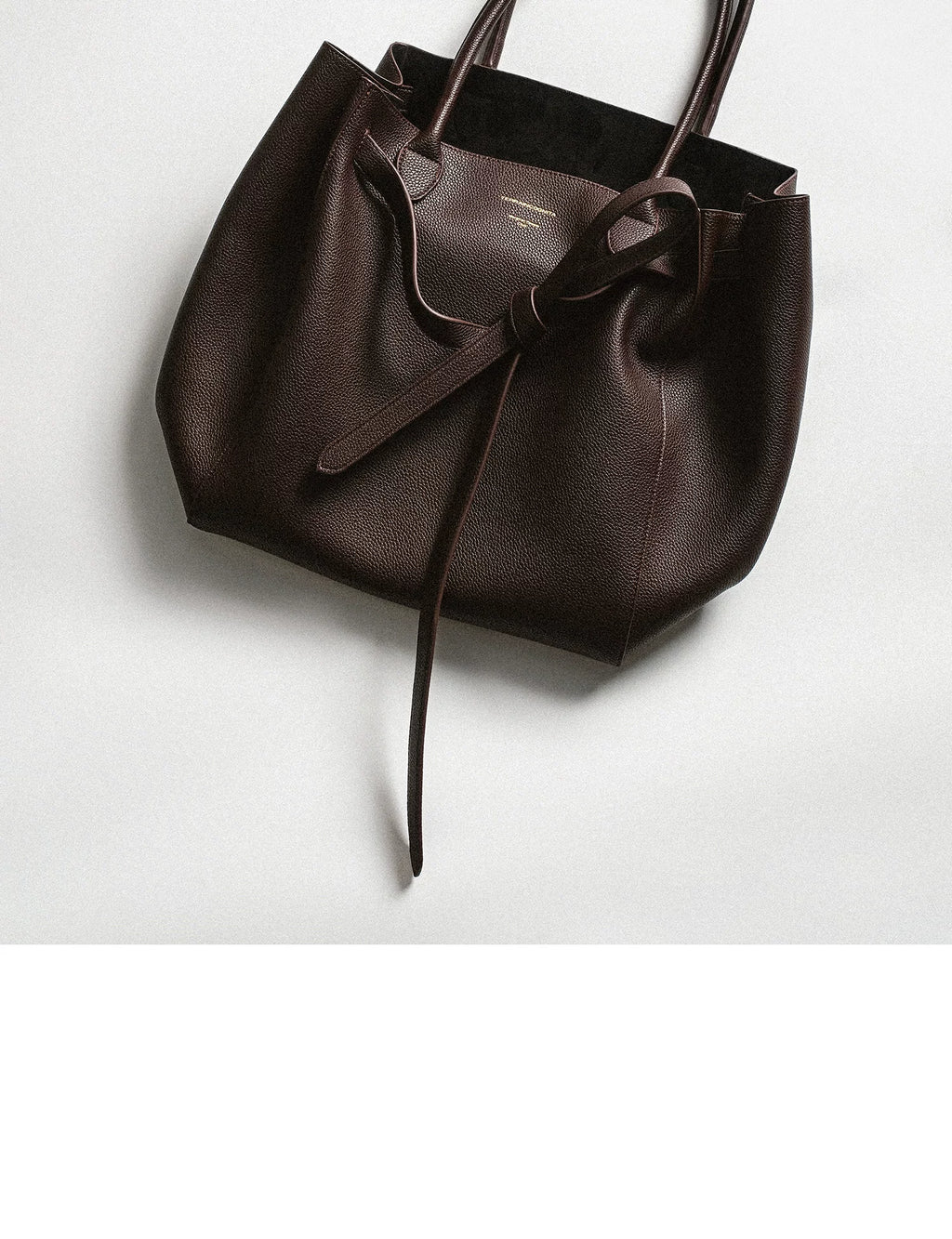 TERRAINCOGNITA Large Capacity Drawstring Shoulder Tray Bag