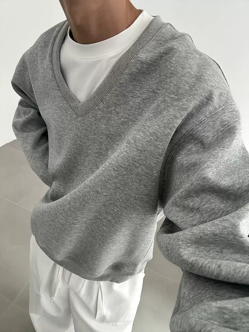 COLN Deep V-neck Pullover Sweater