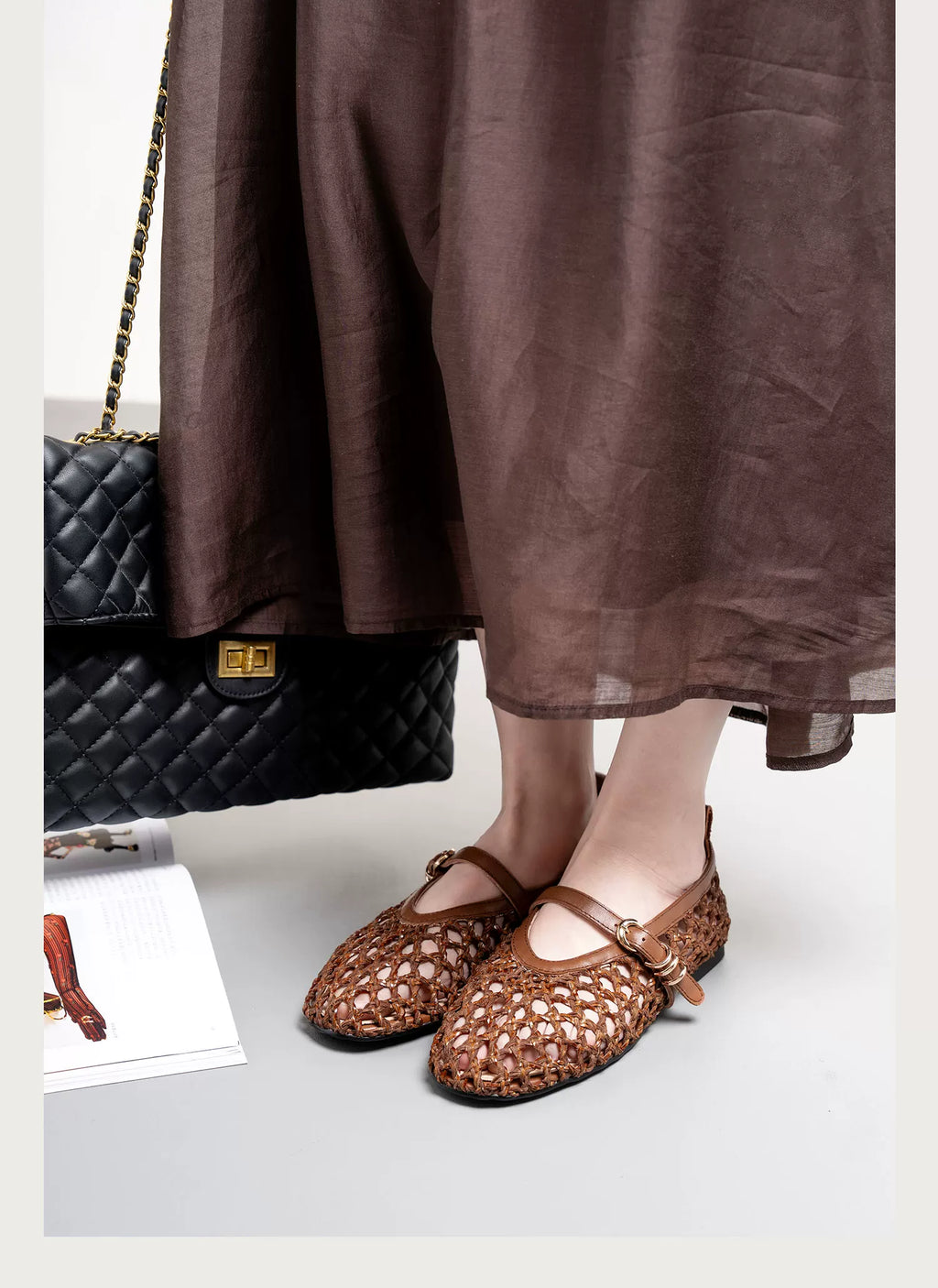 L'aise Vintage Fashion Strap-on Shoes