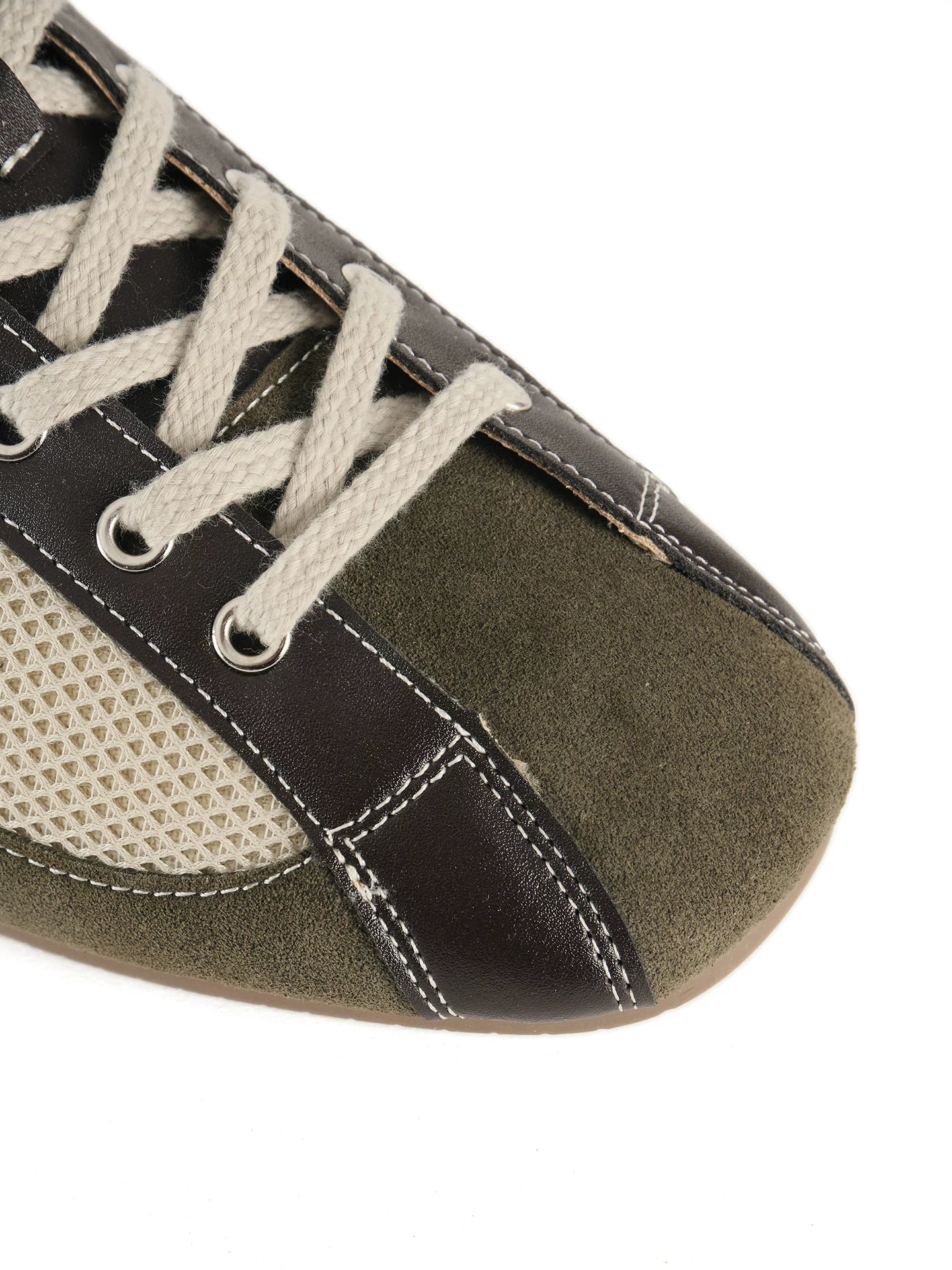 LIVINGTOWN Versatile Round Head Lace-up Color-matching Striped Casual Shoes