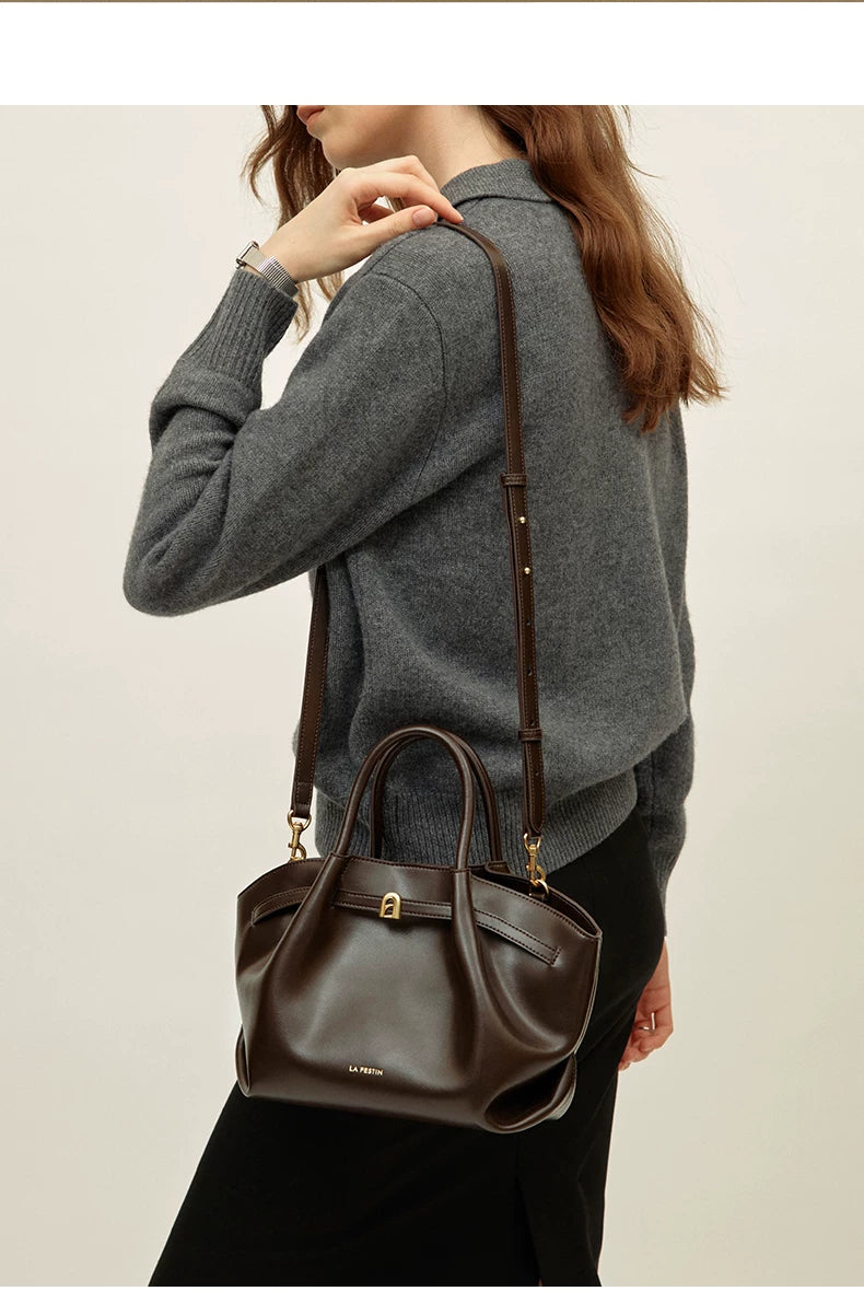 La Festin Niche Messenger Bag