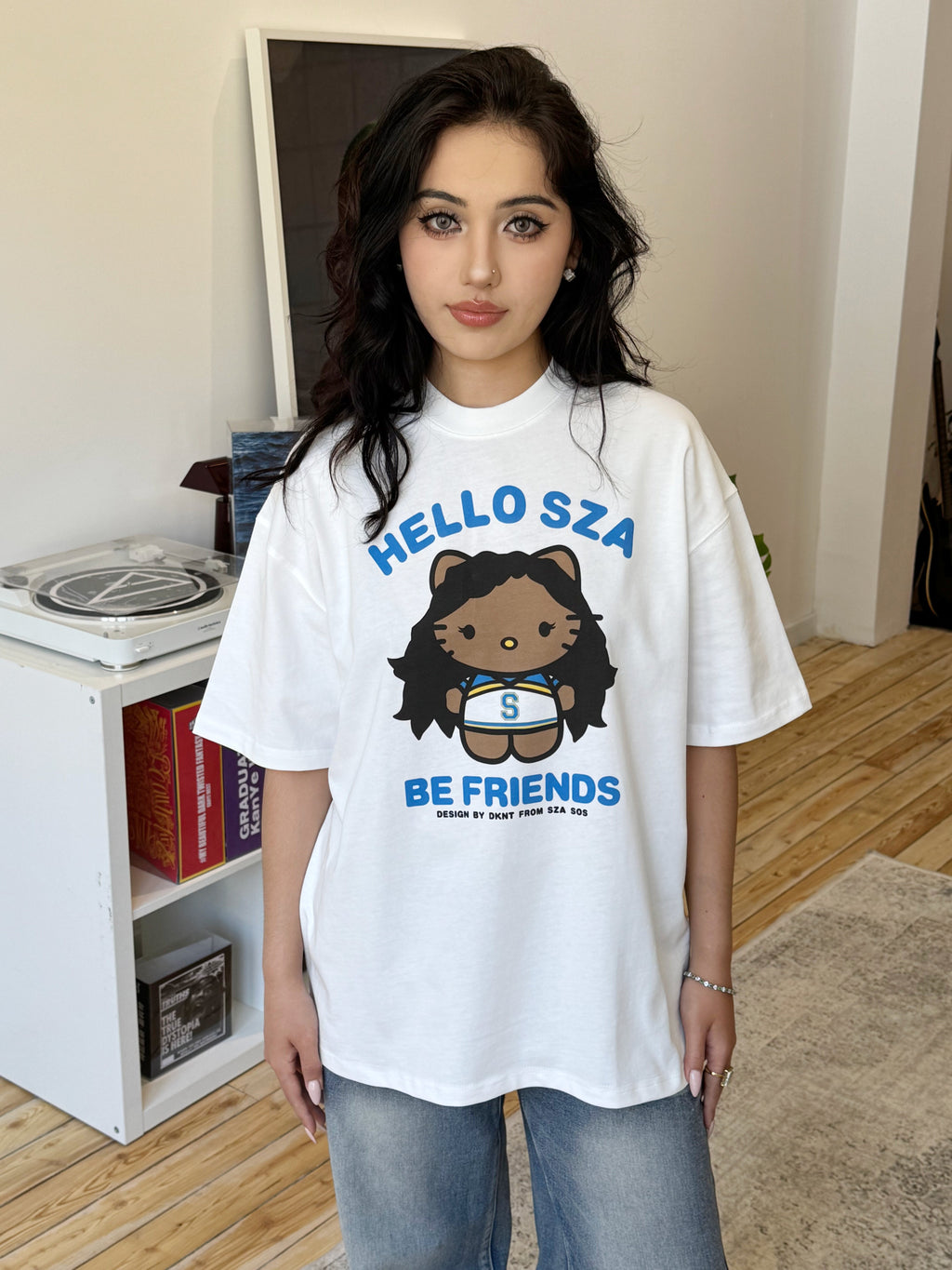 DKNT Kitty Print Crew Neck Loose Casual Tee