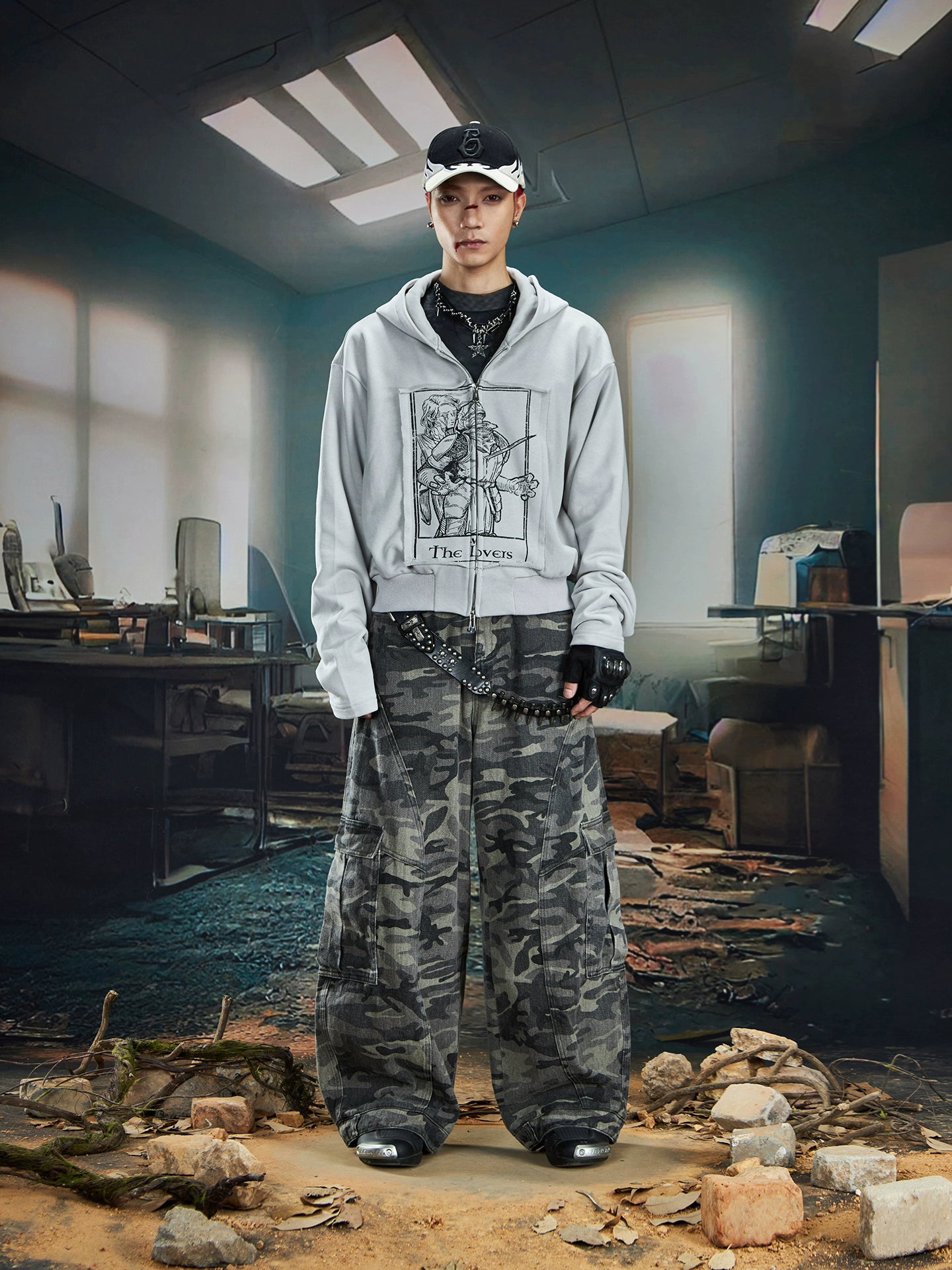 NOMANIAI Personalized Short Slim-fit Hooded Sweater