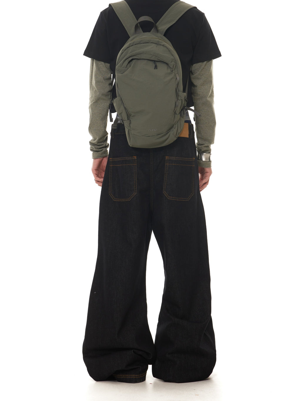 BTSG A-shaped bright line deconstruction primary scimitar jeans