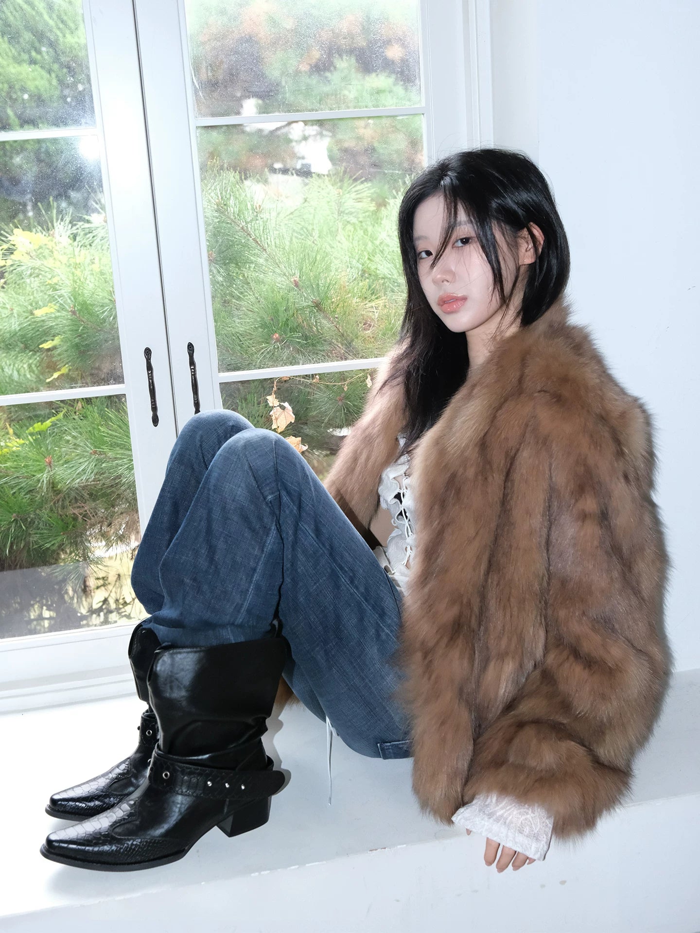 Mooreyu Pleated Leather Booties